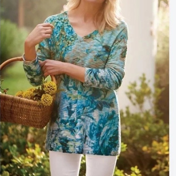 Soft Surroundings V-Neck Long Sleeve Sweater - Picture 2 of 13